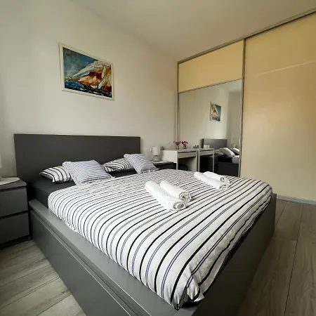 Valor Apartment *